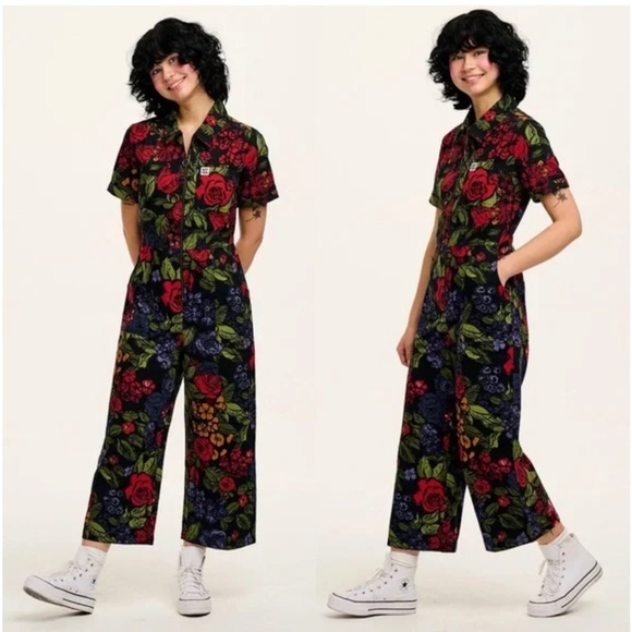 Lucy & Yak Ragan Organic Cotton Cropped Jumpsuit in Maria Print - Picture 1 of 10